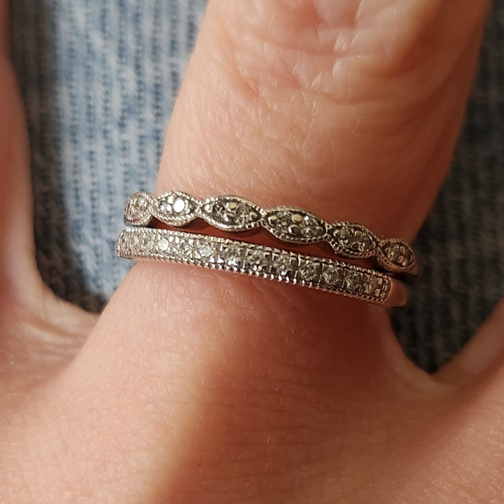 Milgrain detail wedding bands.